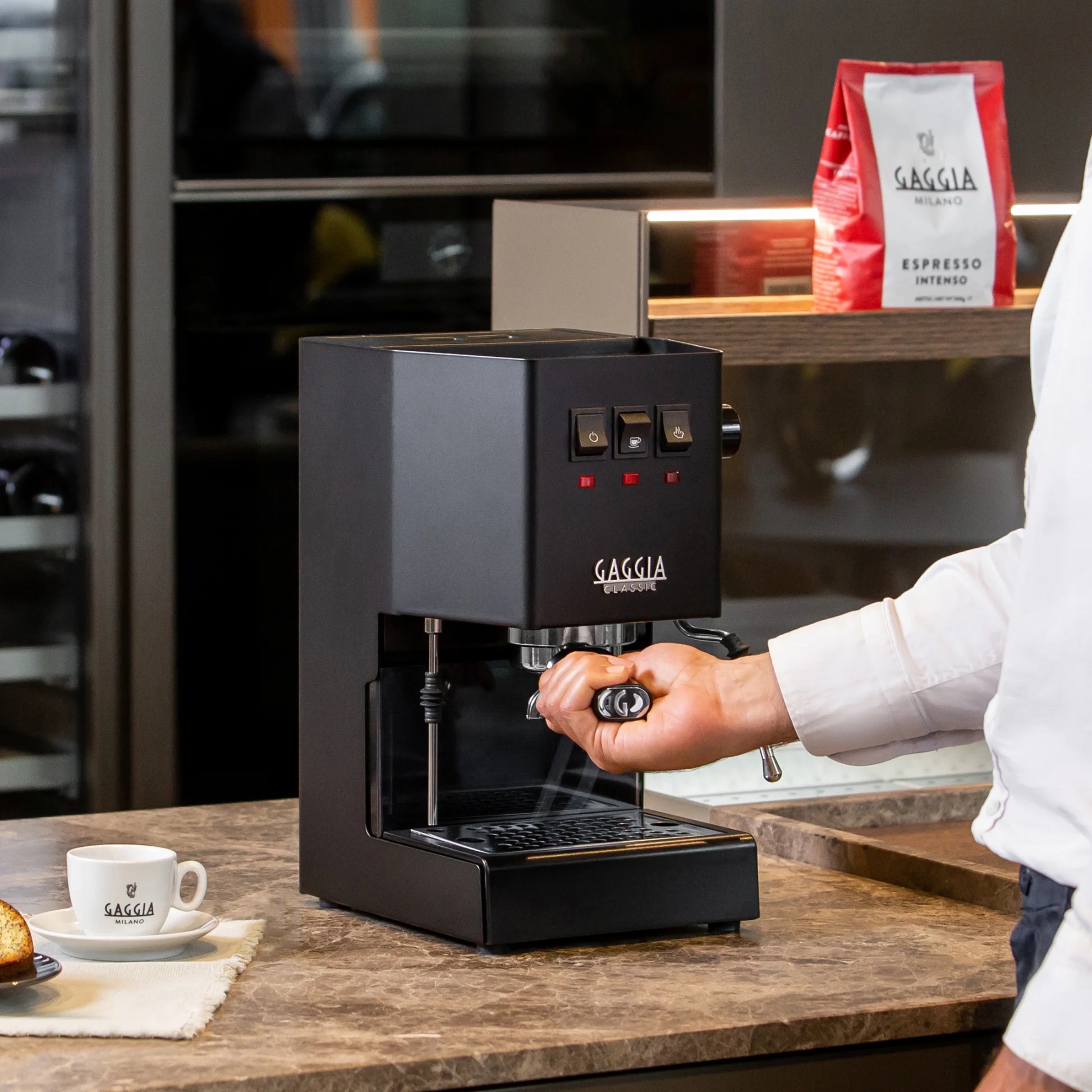 Gaggia Classic E24 Thunder Black - Slika 9